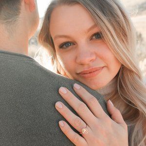 Meet your Posher, Jenn